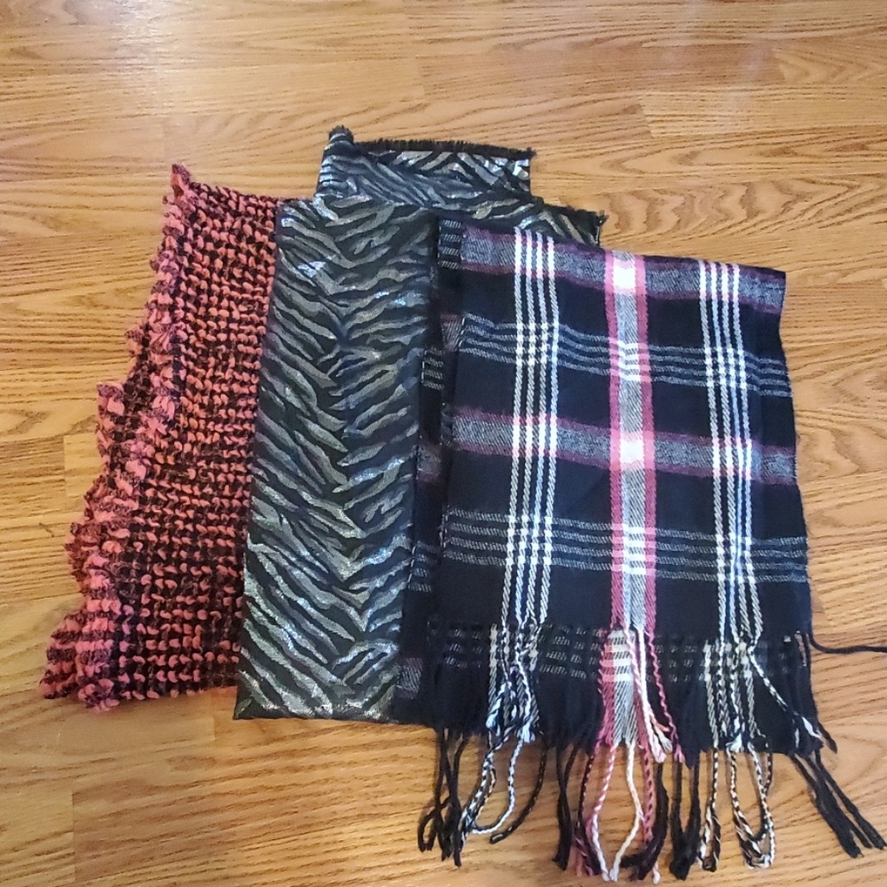 Scarfs